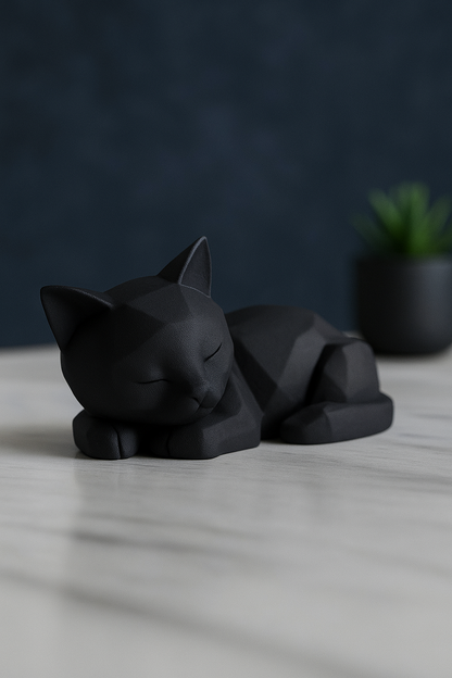 Low Poly Cat Sculpture – 3D Printed Modern Minimalist Decor for Home or Office