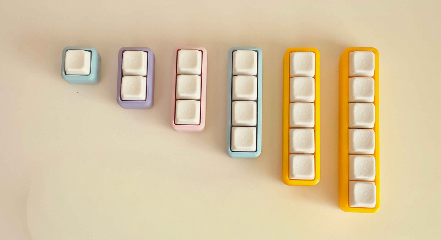Personalized Mechanical Keyboard Clicker Fidget Toy with Wristlet – Custom Name Keycap Button for ADHD & Sensory Focus